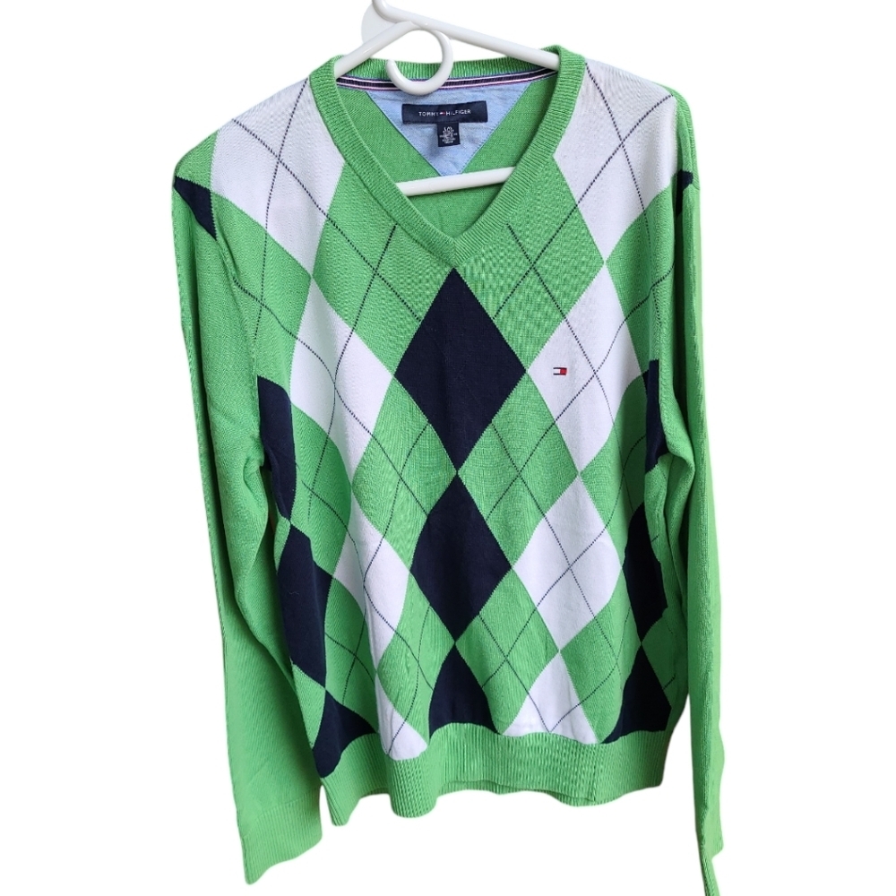 Tommy Hilfiger V Neck argyle sweater Men's Large EUC - Picture 3 of 13
